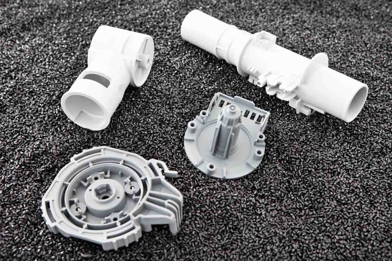 qaybo caag ah oo lagu farsameeyay