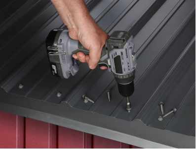 EPDM screws being fastened on a PEB roof