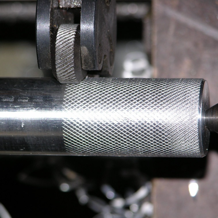 Knurling: Tilmaame Dhammaystiran oo ku saabsan Habka, Noocyada & Qaababka