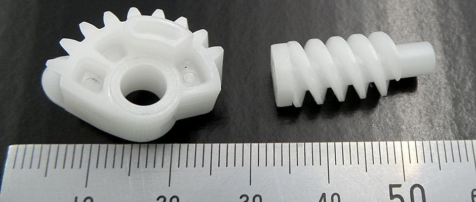 muovisten matovaihteiden akselien valmistus