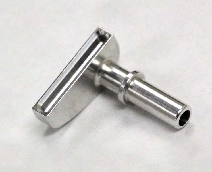 2 onderdelen voor elektrische deuren, vervaardigd door middel van precisiegieten.