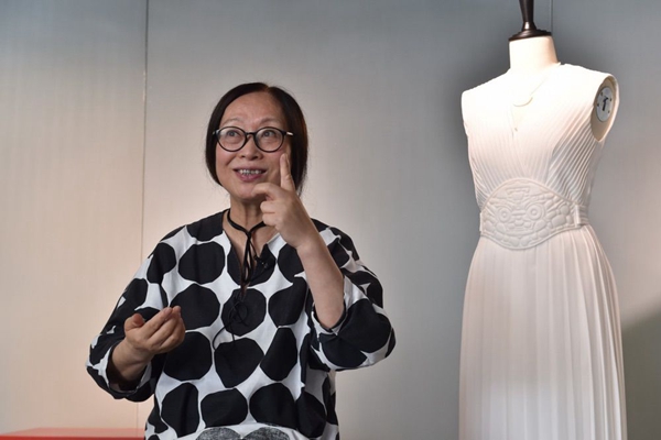 1731675749 700 Stunning fire costume belt from the Hangzhou Asian Games made