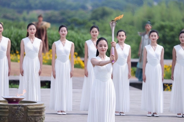 stunning fire costume belt from the hangzhou asian games made