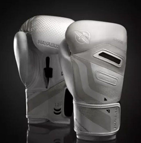 1732028704 796 Japan launches first 3D printed boxing gloves