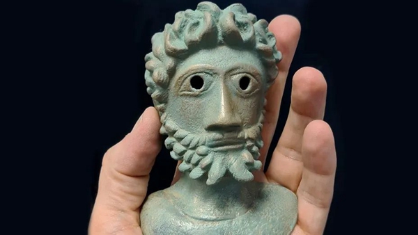 1732159123 854 3D printing a perfect replica of the Ryedale treasure at