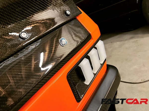 1732321095 874 Classic car modified by 3D printing transformed into a 600