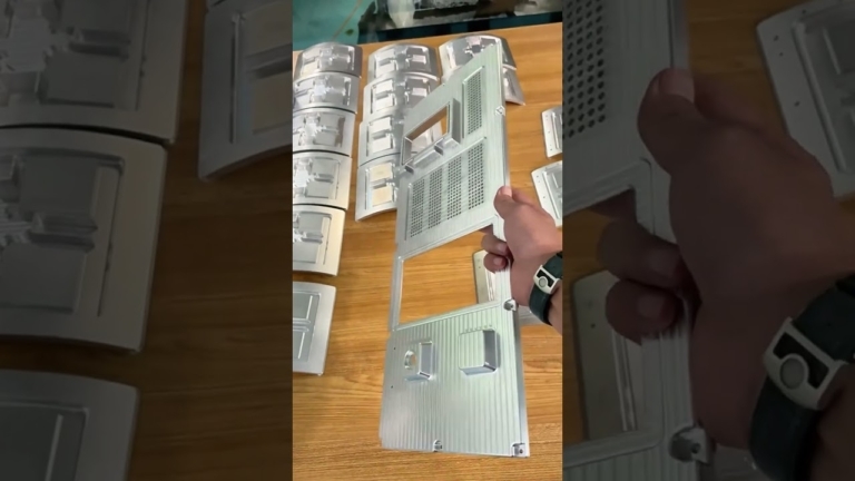 cnc machining of large cover plate #cncmachiningparts #cncmachining #cnc #5axiscnc