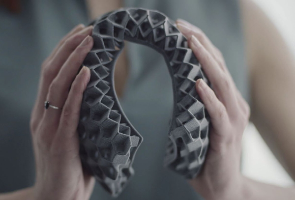 Mohoucom added a new 3D printing material HP elastic TPU 01