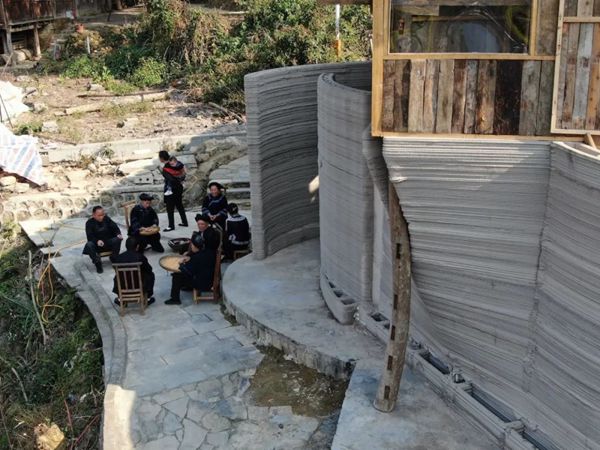 Using 3D printing technology to sustainably retrofit and modernize abandoned