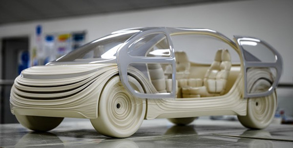 1733075980 976 3D printing of an innovative electric car model virtual reality
