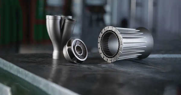 1733370885 900 Comparison between 3D metal printing and traditional processes like casting