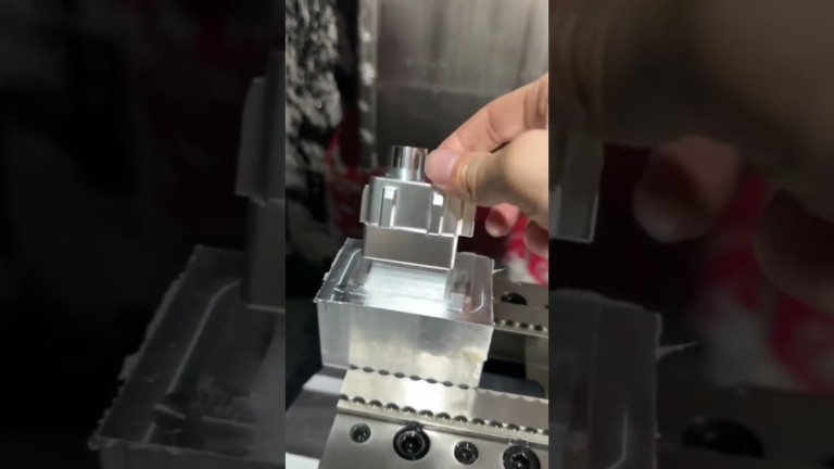 cnc machining of small aluminum parts #cncmachining #5axiscnc #cnc #cncmachiningparts