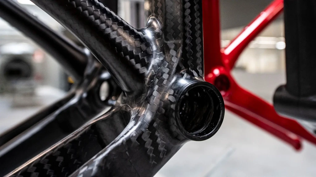 Carbon Fiber Bike Frames Shatter Performance Limits Today 1 Carbon Fiber Bike Frames Shatter Performance Limits Today