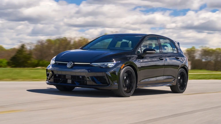 2026 Volkswagen Golf R 350 Prototype 3